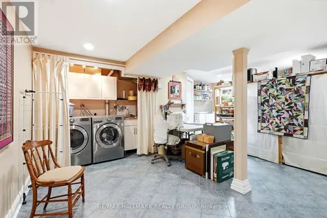 53 Scrivens Street Ottawa ON K2B 8M6