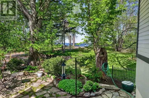 53 Scrivens Street Ottawa ON K2B 8M6