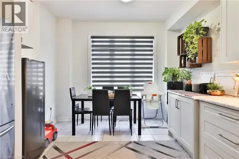 7214 Triumph Lane Mississauga ON L5N 0C5