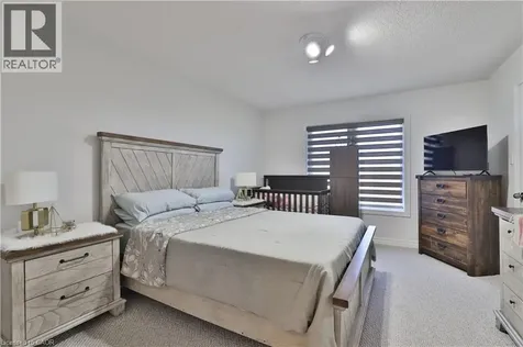 7214 Triumph Lane Mississauga ON L5N 0C5