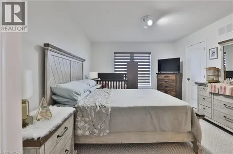 7214 Triumph Lane Mississauga ON L5N 0C5