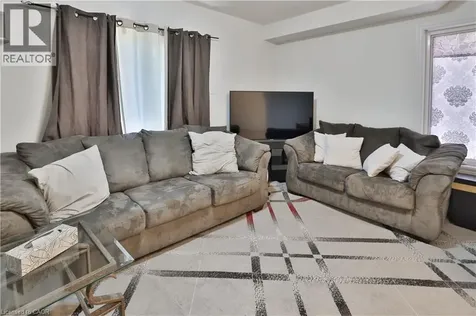 7214 Triumph Lane Mississauga ON L5N 0C5