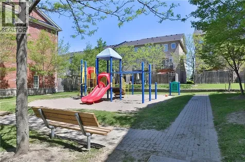 7214 Triumph Lane Mississauga ON L5N 0C5