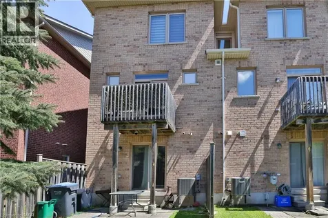 7214 Triumph Lane Mississauga ON L5N 0C5