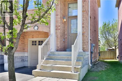 7214 Triumph Lane Mississauga ON L5N 0C5