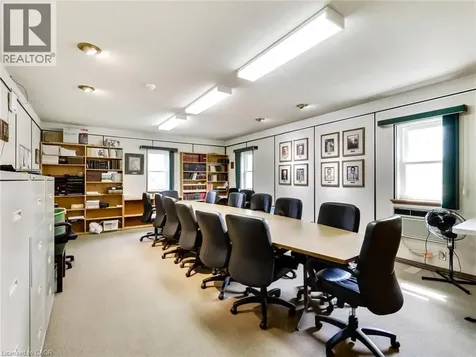 1225 Dundas Street Burlington ON L7P 0S9