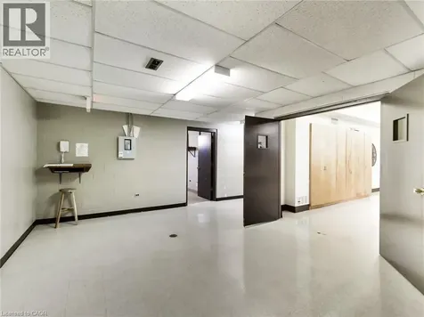 1225 Dundas Street Burlington ON L7P 0S9