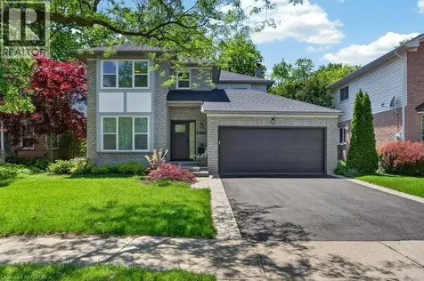 2084 William O'connell Boulevard Burlington ON L7M 3V1
