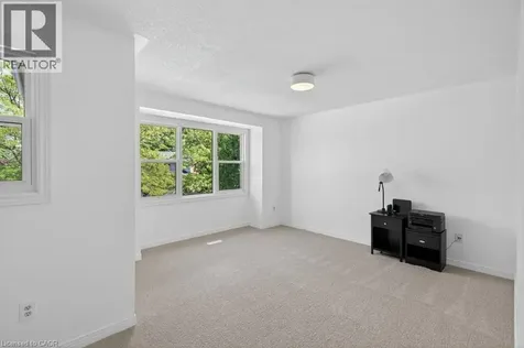 2084 William O'connell Boulevard Burlington ON L7M 3V1