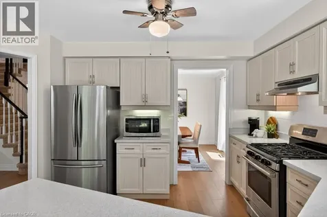 2084 William O'connell Boulevard Burlington ON L7M 3V1