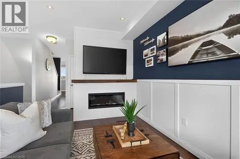 35 Midhurst Heights Stoney Creek ON L8J 0K9