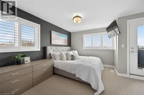 35 Midhurst Heights Stoney Creek ON L8J 0K9