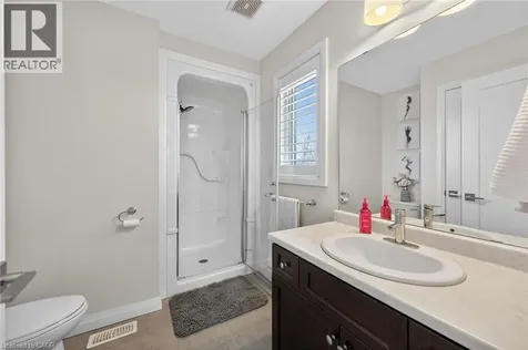 35 Midhurst Heights Stoney Creek ON L8J 0K9