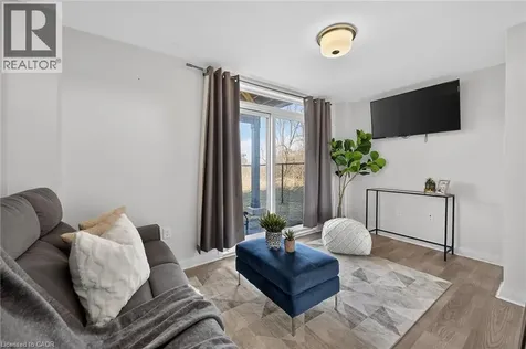 35 Midhurst Heights Stoney Creek ON L8J 0K9