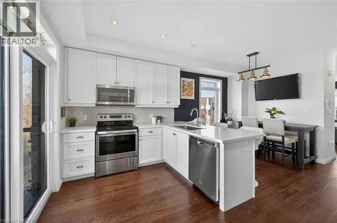 35 Midhurst Heights Stoney Creek ON L8J 0K9