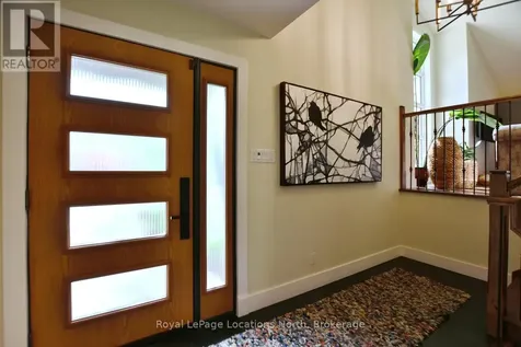 8 Hickory Street Collingwood ON L9Y 3E4