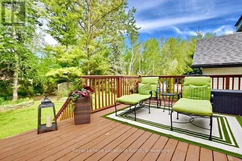 8 Hickory Street Collingwood ON L9Y 3E4