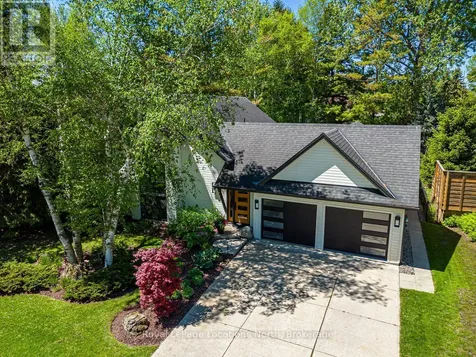 8 Hickory Street Collingwood ON L9Y 3E4