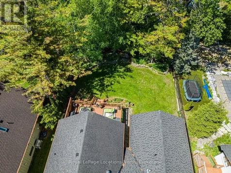 8 Hickory Street Collingwood ON L9Y 3E4