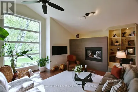 8 Hickory Street Collingwood ON L9Y 3E4