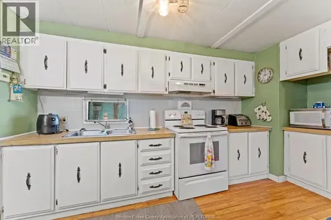 43 Holly Street Lakeshore ON N9Y 2J6