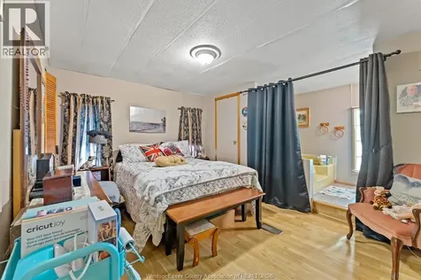 43 Holly Street Lakeshore ON N9Y 2J6
