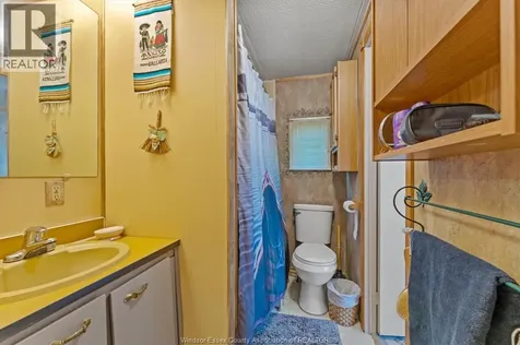 43 Holly Street Lakeshore ON N9Y 2J6