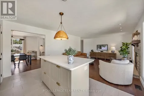 6567 Courtland Grove Crescent Ottawa ON K4P 1G5