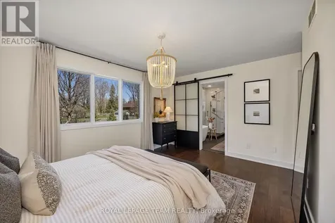 6567 Courtland Grove Crescent Ottawa ON K4P 1G5