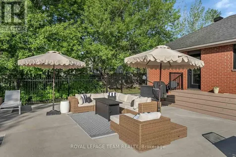 6567 Courtland Grove Crescent Ottawa ON K4P 1G5