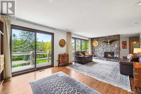 17 Goodwood Drive Ottawa ON K2J 3Z8