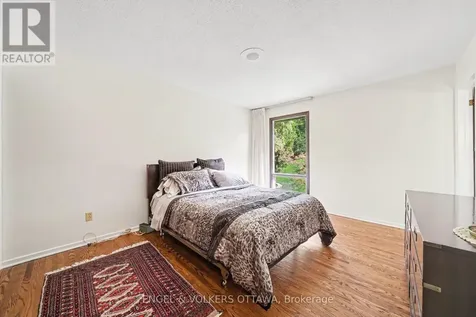 17 Goodwood Drive Ottawa ON K2J 3Z8