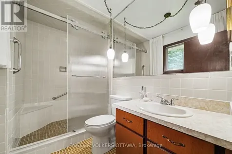 17 Goodwood Drive Ottawa ON K2J 3Z8