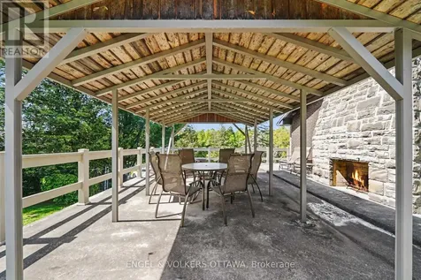 17 Goodwood Drive Ottawa ON K2J 3Z8
