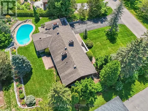 17 Goodwood Drive Ottawa ON K2J 3Z8