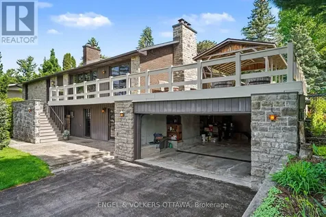 17 Goodwood Drive Ottawa ON K2J 3Z8