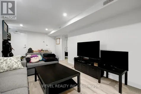 63 Findlay Avenue Ottawa ON K1S 2V1