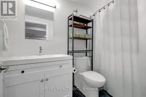 63 Findlay Avenue Ottawa ON K1S 2V1