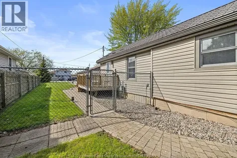 192 Mill Lakeshore ON N8L 0Y9
