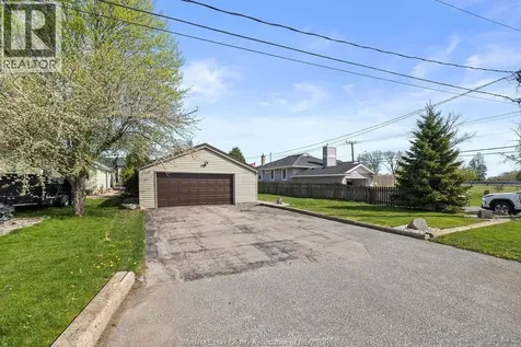 192 Mill Lakeshore ON N8L 0Y9