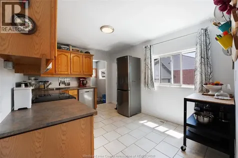3815 Vaughan Street Windsor ON N9C 1Z6