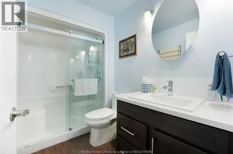 3815 Vaughan Street Windsor ON N9C 1Z6