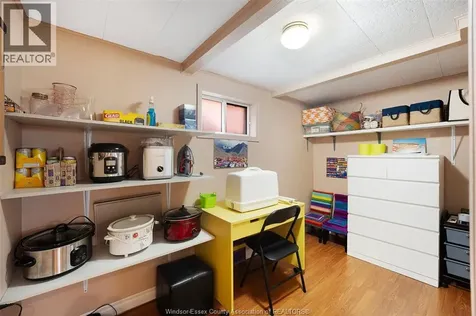 3815 Vaughan Street Windsor ON N9C 1Z6