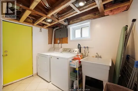 3815 Vaughan Street Windsor ON N9C 1Z6
