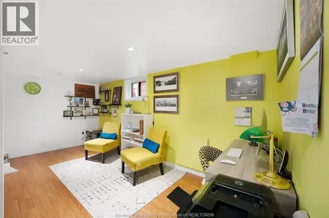 3815 Vaughan Street Windsor ON N9C 1Z6