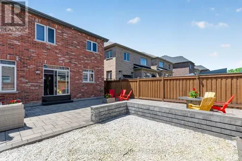 126 Barrow Avenue Bradford West Gwillimbury (bradford) ON L3Z 0X3