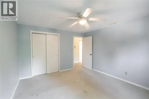 572 Highbury Park Sarnia ON N7V 2J9