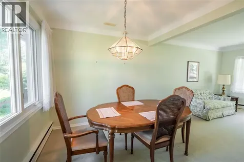 572 Highbury Park Sarnia ON N7V 2J9