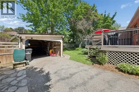 18 Duke Street Elmira ON N3B 2W7