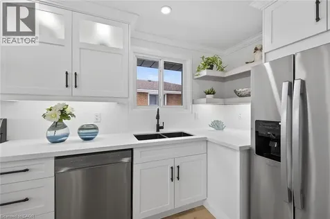 74 Victor Boulevard Hamilton ON L9A 2V4
